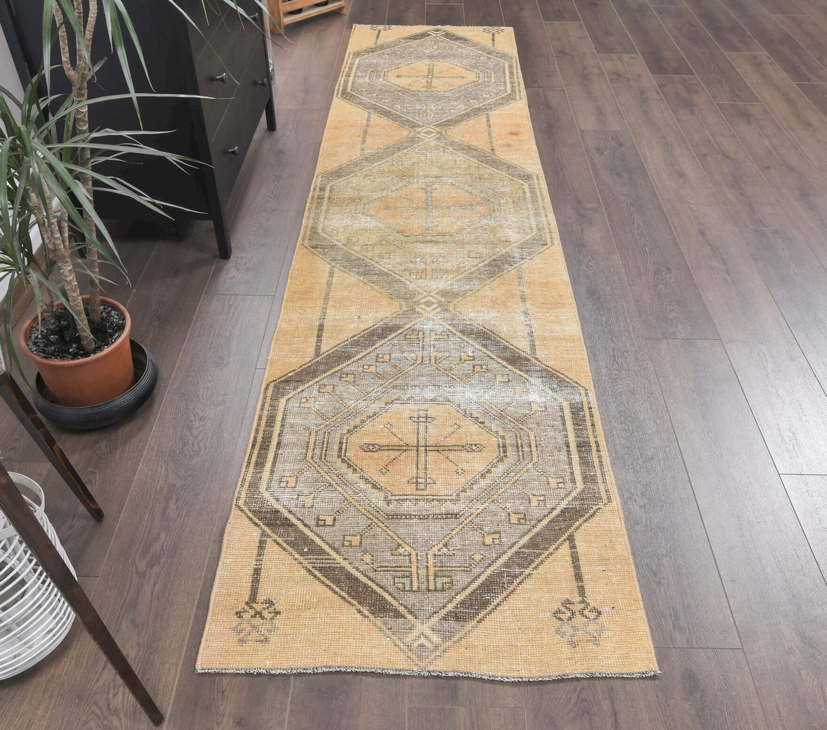 El yapımı vintage yolluk 79x320 cm tribal desenli yün - yakın çekim doku detayı