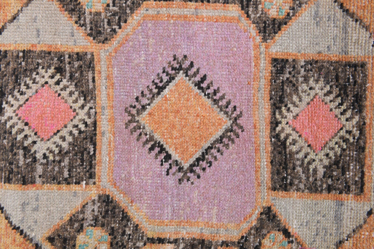 El yapımı vintage yolluk 76x330 cm oryantal desenli yün - üstten görünüm