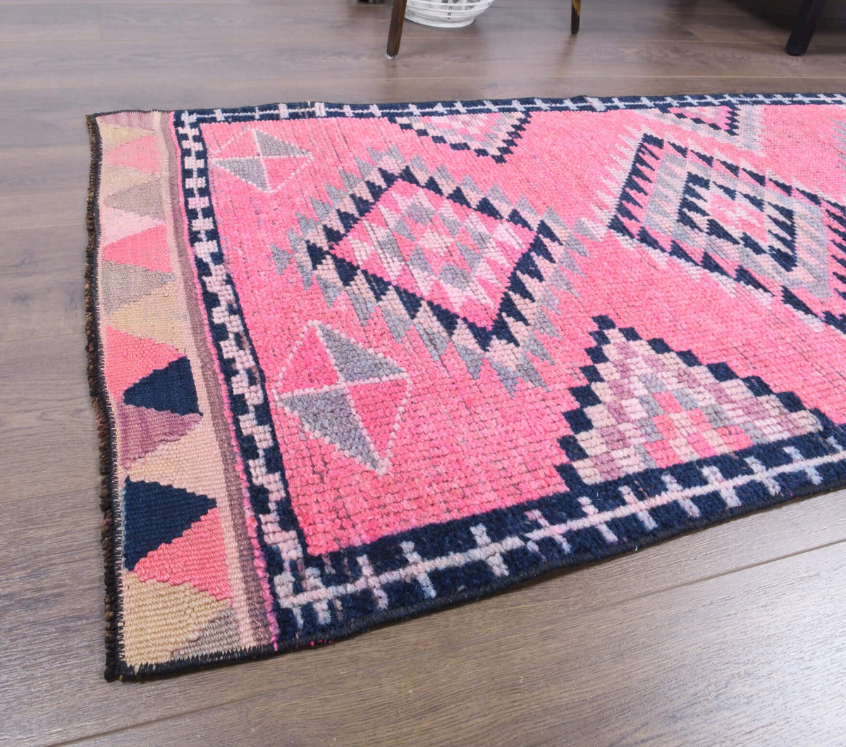 El yapımı vintage yolluk 81x363 cm geometrik desenli yün - üstten görünüm