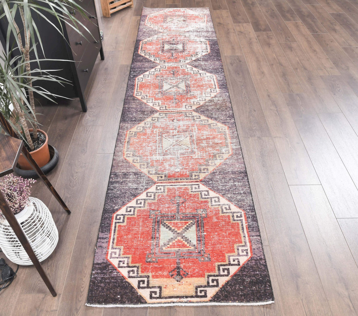 El yapımı vintage yolluk 81x361 cm geometrik desenli yün - yakın çekim doku detayı