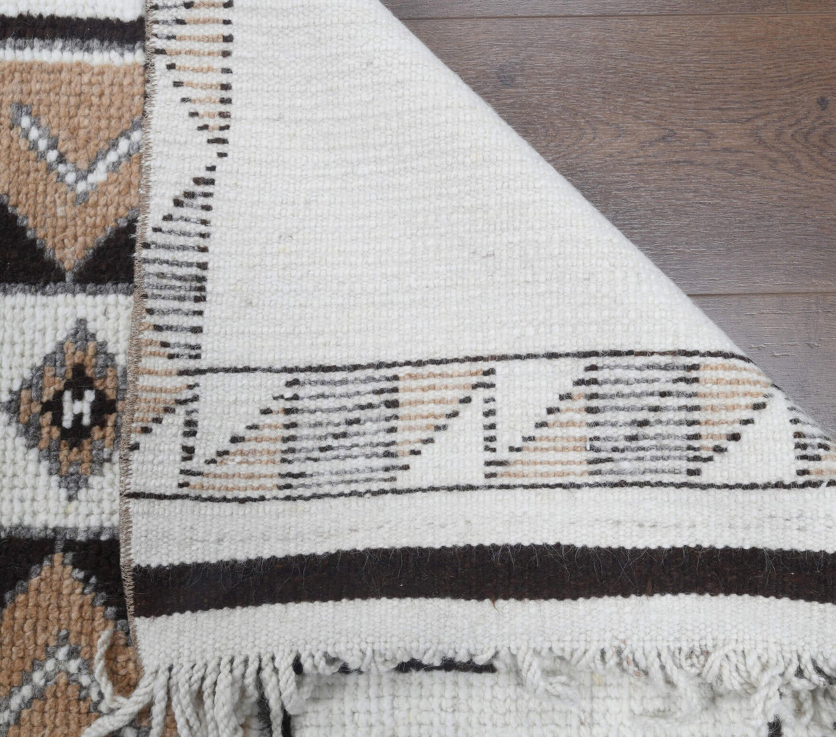 El yapımı vintage yolluk 89x376 cm i̇kat desenli yün - desen detayı