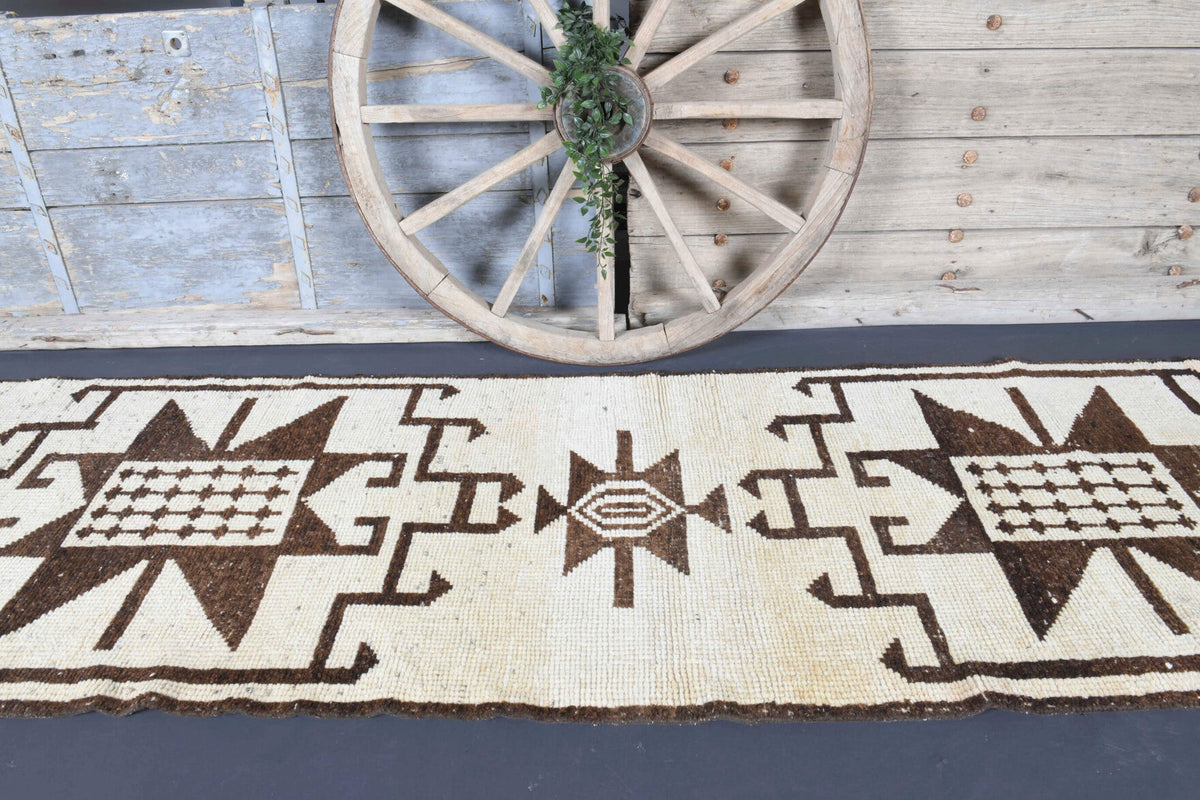El yapımı vintage yolluk 102x351 cm tribal desenli yün - kenar ve saçak detayı