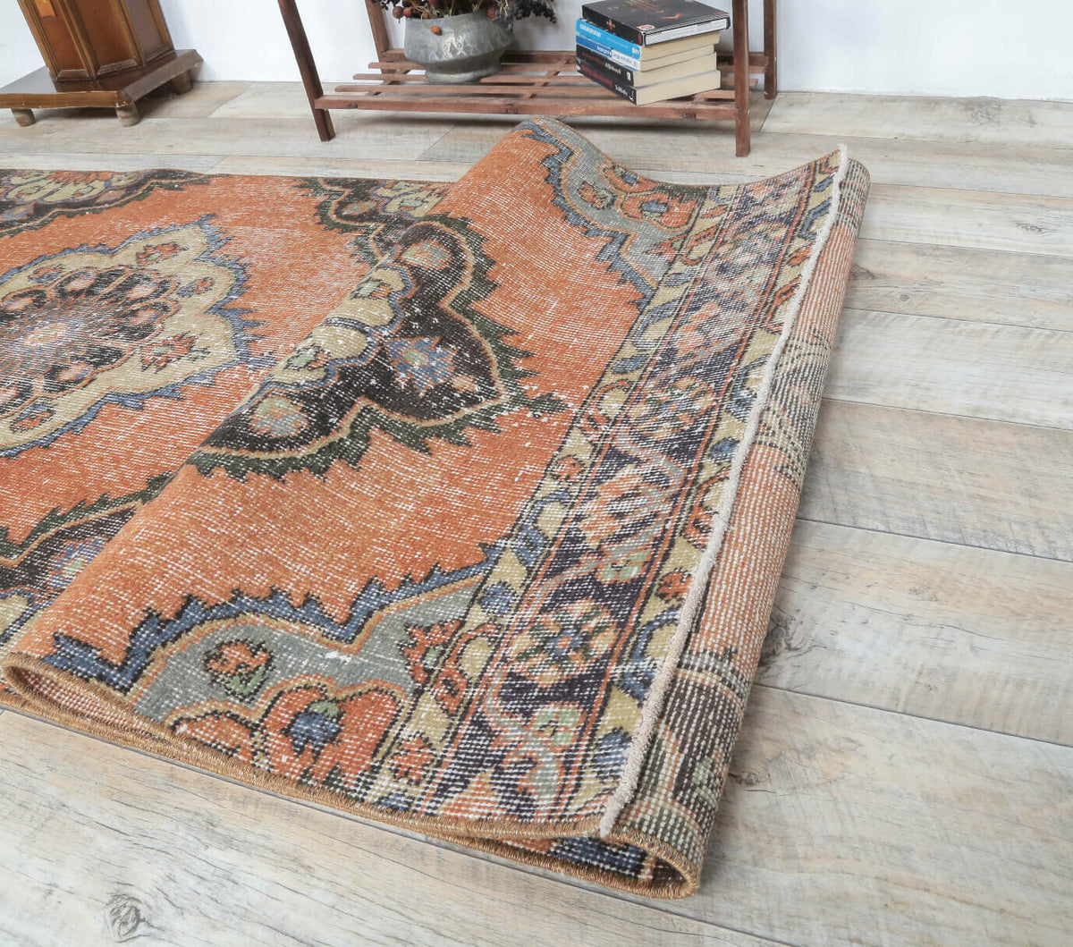 El yapımı vintage yolluk 94x391 cm i̇kat desenli yün - üstten görünüm
