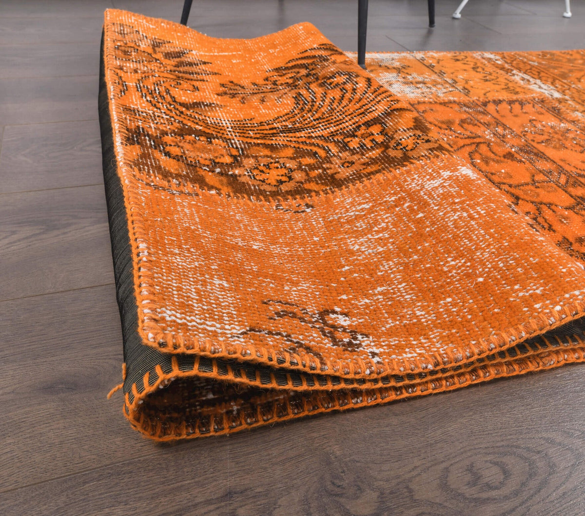 El yapımı vintage yolluk 86x401 cm soyut desenli yün - mekan görünümü
