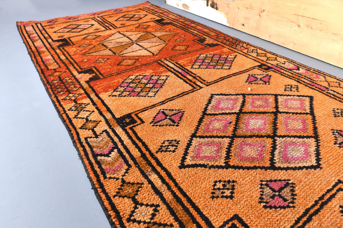 El yapımı vintage yolluk 91x399 cm i̇kat desenli yün - kenar ve saçak detayı