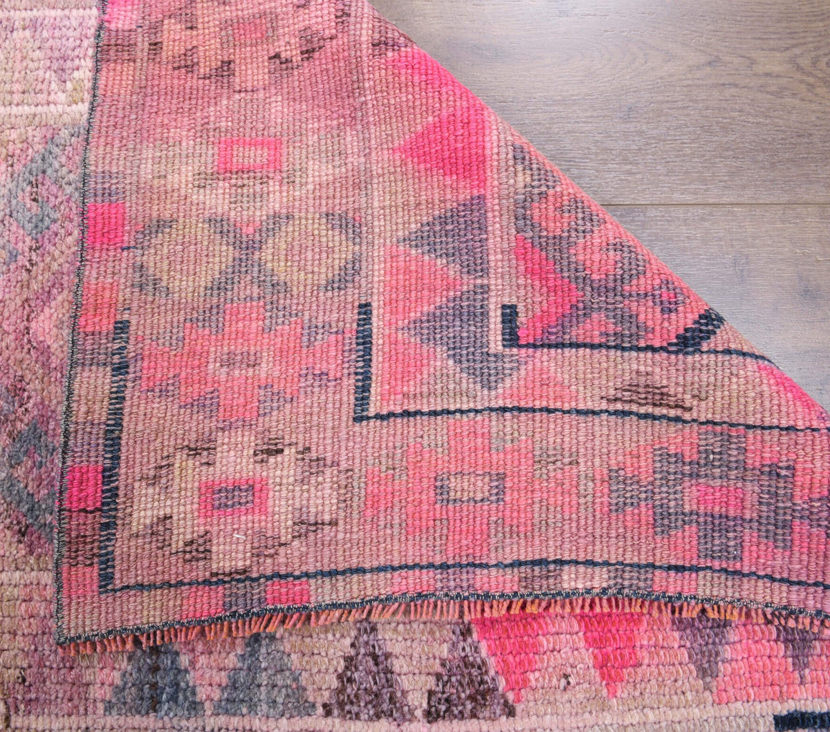 El yapımı vintage yolluk 61x396 cm i̇kat desenli yün - mekan görünümü