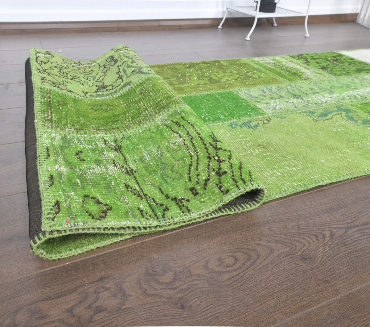 El yapımı vintage yolluk 81x401 cm üzeri boyalı desenli yün - üstten görünüm