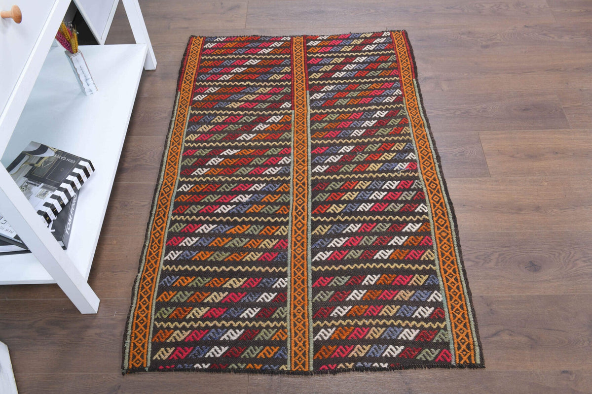 El yapımı vintage halı 86x132 cm i̇kat desenli yün - yakın çekim doku detayı