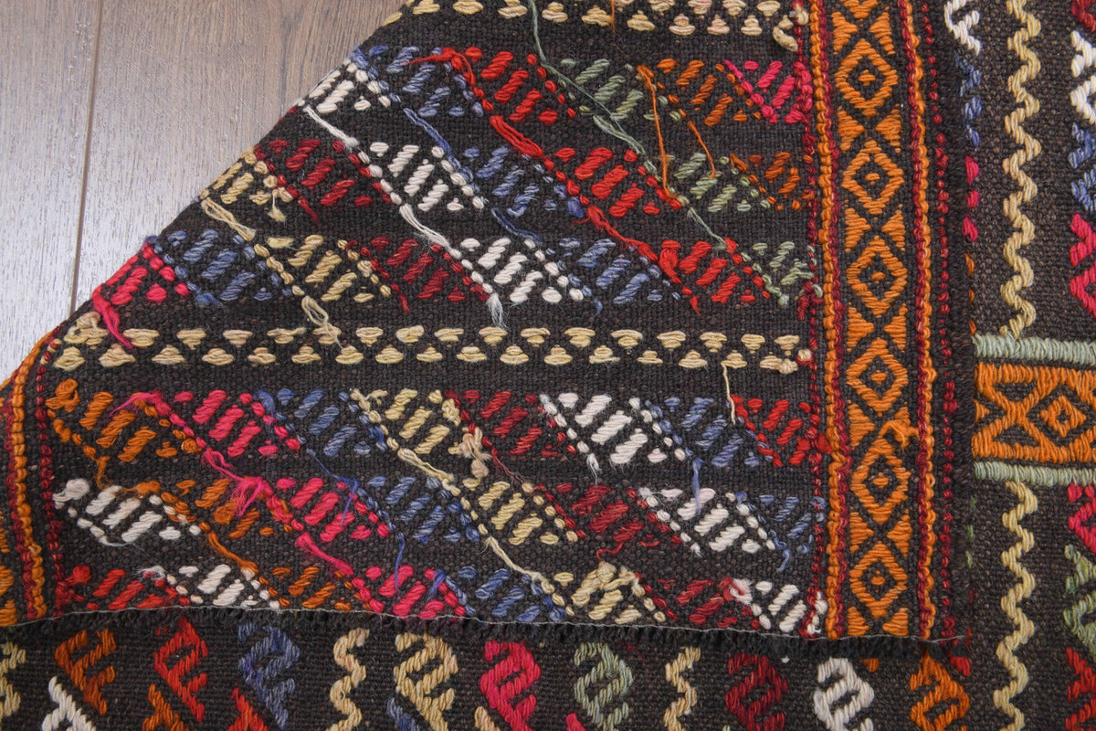 El yapımı vintage halı 86x132 cm i̇kat desenli yün - mekan görünümü