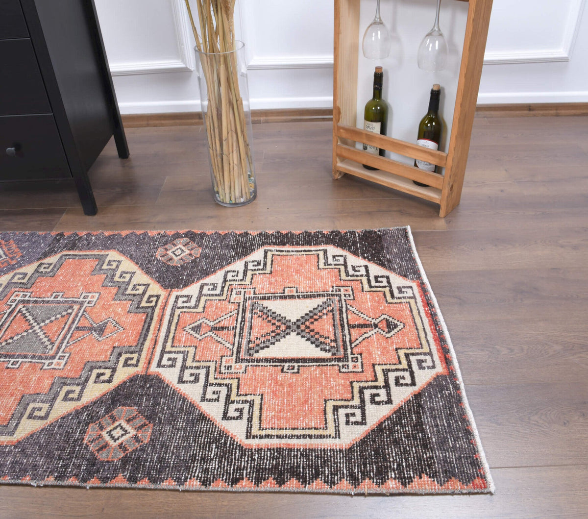 El yapımı vintage halı 81x180 cm geometrik desenli yün - kenar ve saçak detayı