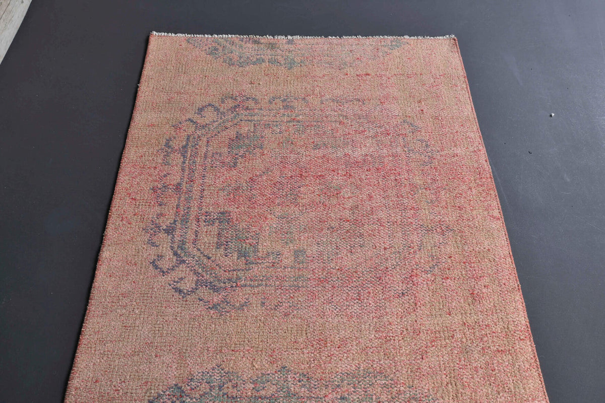 El yapımı vintage yolluk 81x196 cm soyut desenli yün - üstten görünüm