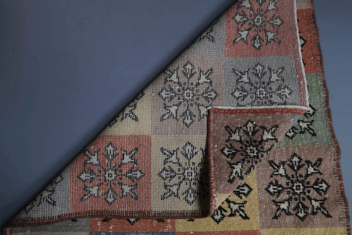 El yapımı vintage yolluk 94x218 cm i̇kat desenli yün - üstten görünüm
