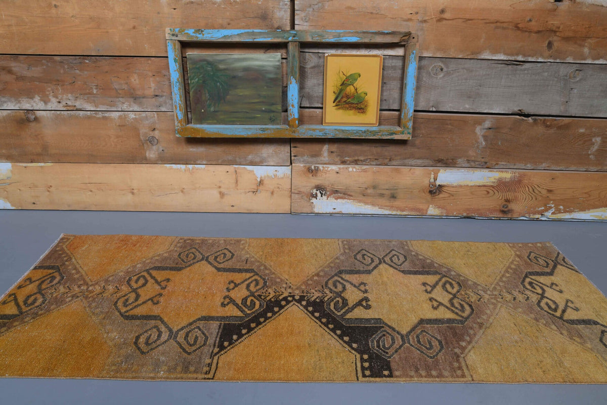 El yapımı vintage yolluk 79x218 cm geometrik desenli yün - yakın çekim doku detayı