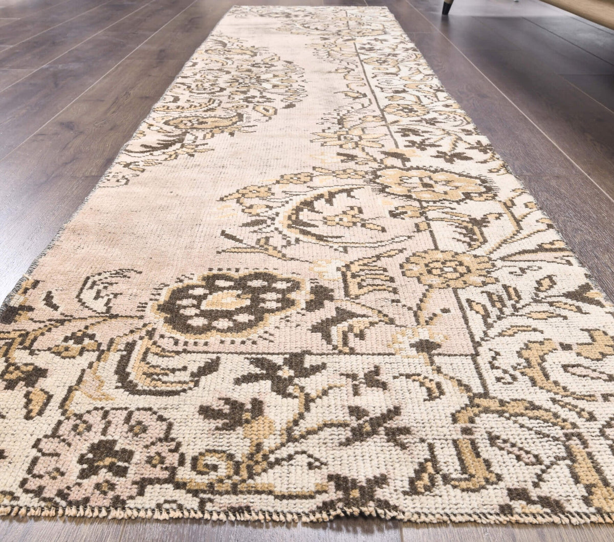 El yapımı vintage yolluk 64x239 cm çiçek desenli desenli yün - kenar ve saçak detayı
