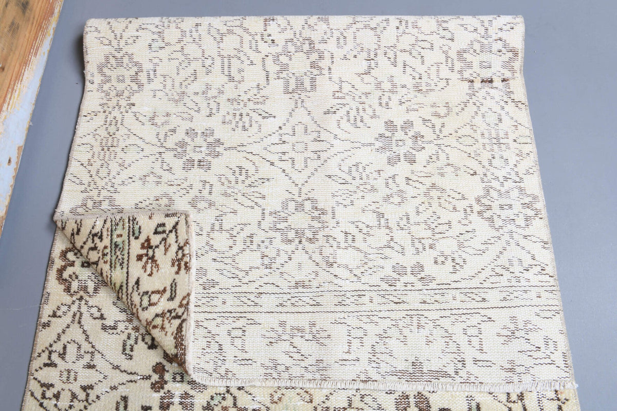 El yapımı vintage yolluk 86x257 cm çiçek desenli desenli yün - üstten görünüm
