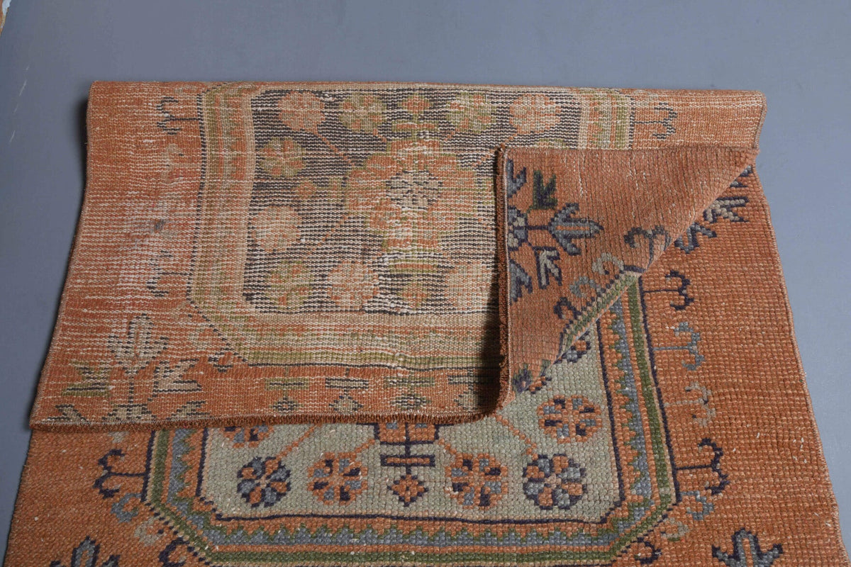 El yapımı vintage yolluk 89x274 cm çiçek desenli desenli yün - mekan görünümü