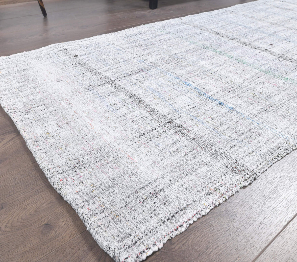 El yapımı vintage yolluk 81x272 cm düz desenli yün - kenar ve saçak detayı