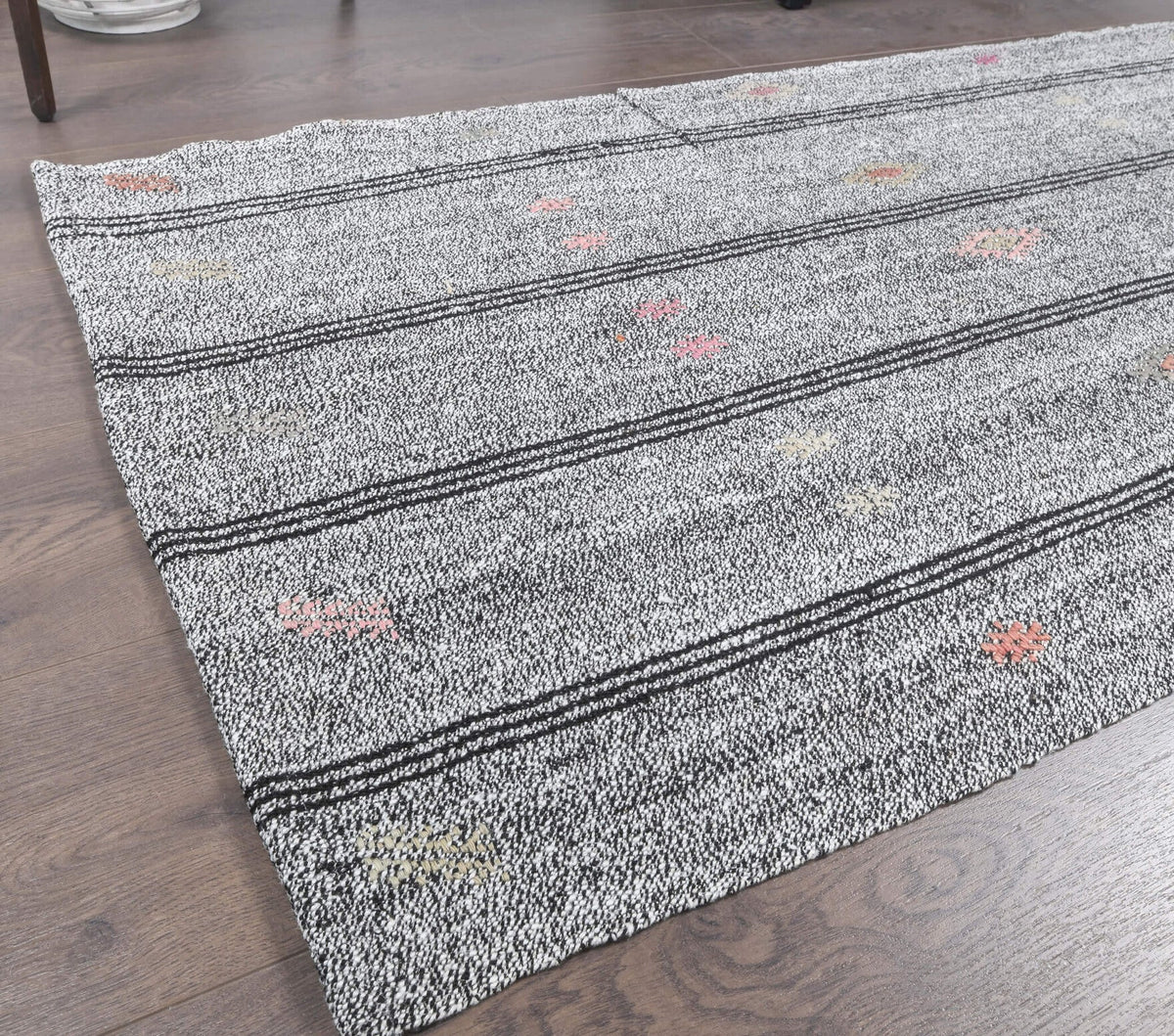 El yapımı vintage yolluk 79x272 cm çizgili desenli yün - kenar ve saçak detayı