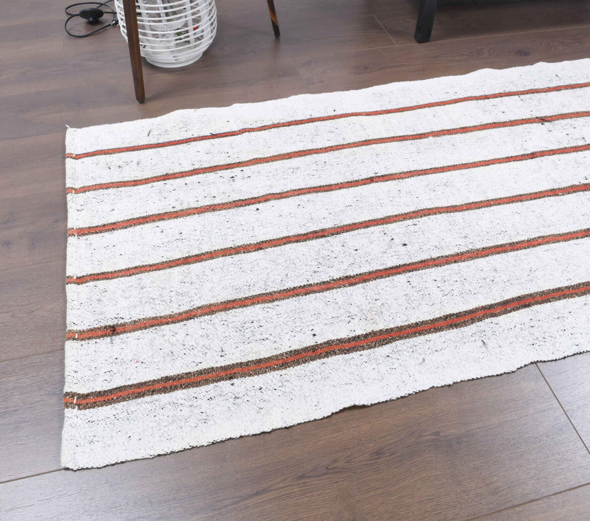El yapımı vintage yolluk 79x264 cm çizgili desenli yün - yakın çekim doku detayı