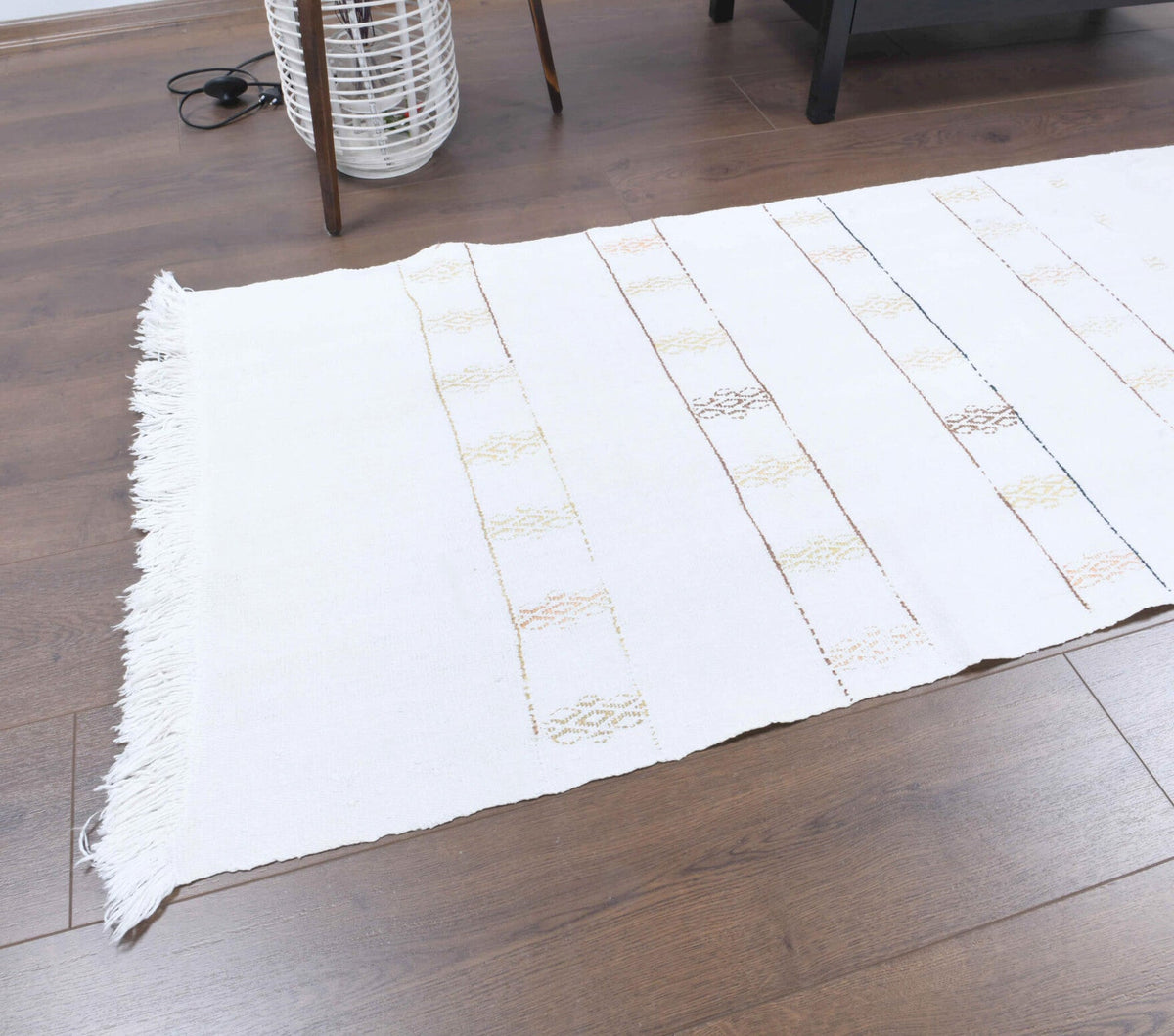 El yapımı vintage yolluk 76x272 cm kilim desenli yün - kenar ve saçak detayı