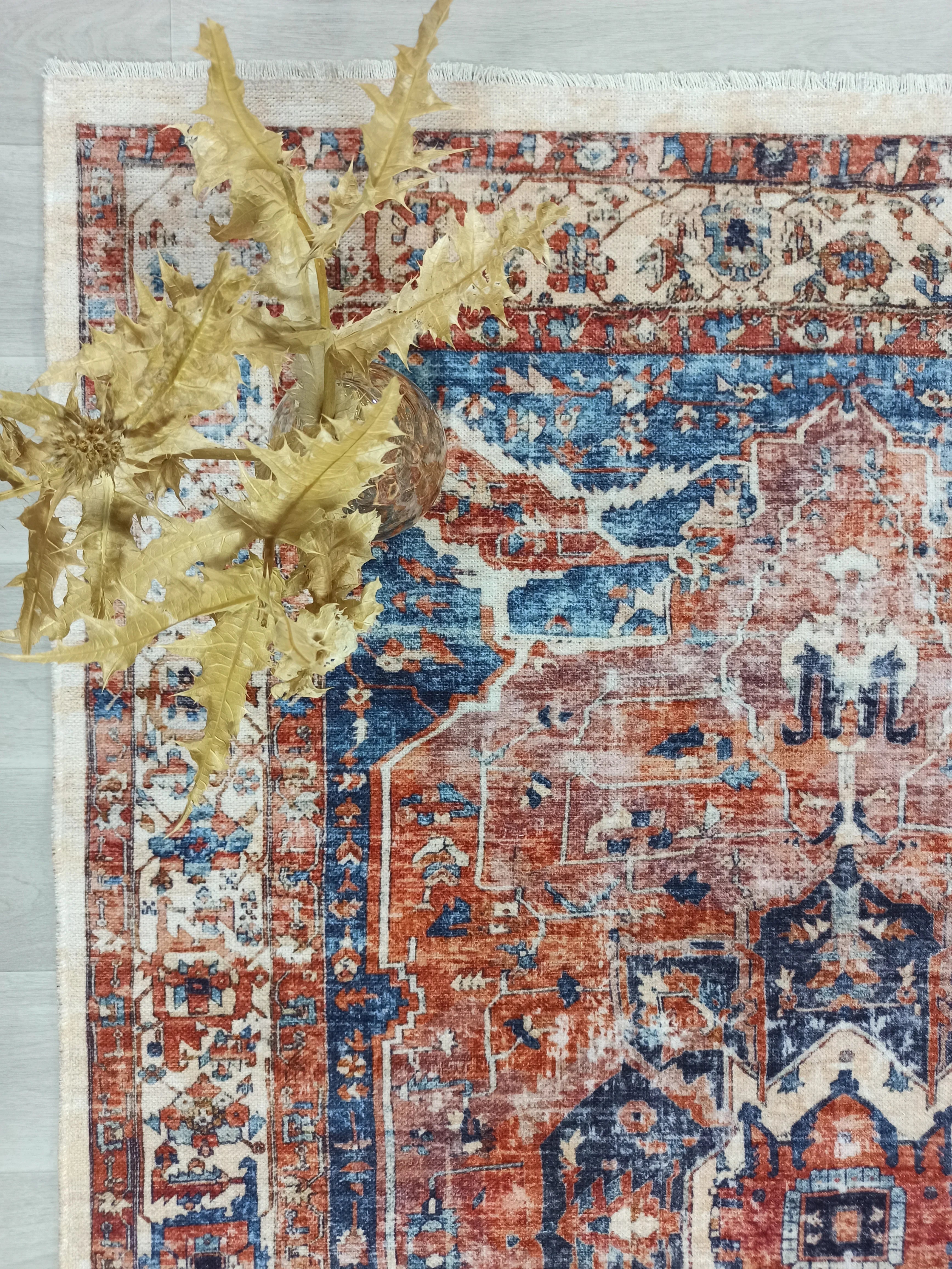 Pas Kırmızısı ve Lacivert Medalyonlu Vintage Halı - OUTLET - 4305KROU