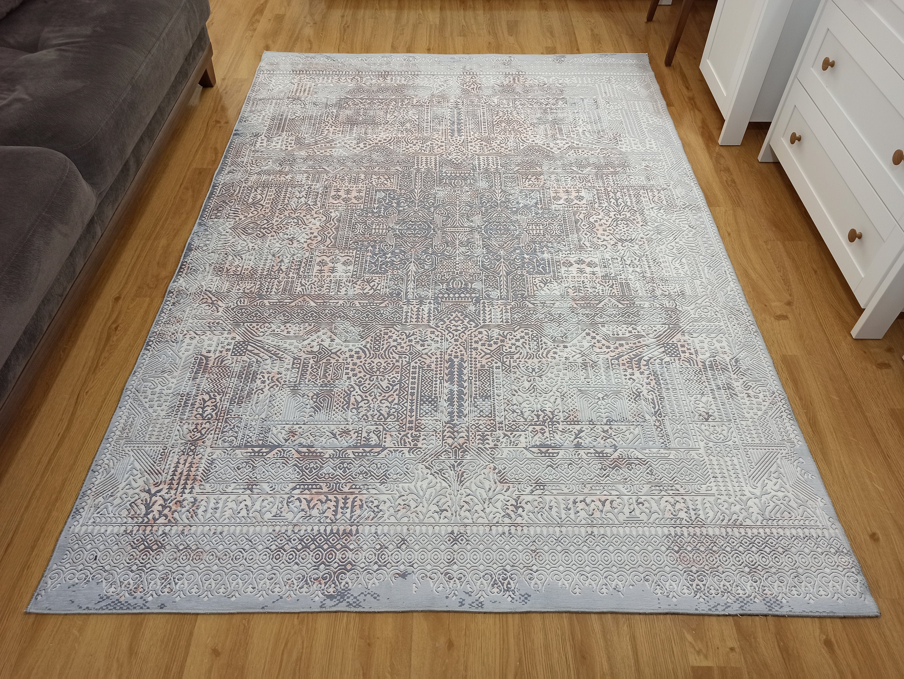 Eskitme Dokulu Gri ve Pudra Soyut Modern Halı - OUTLET - 12633OU