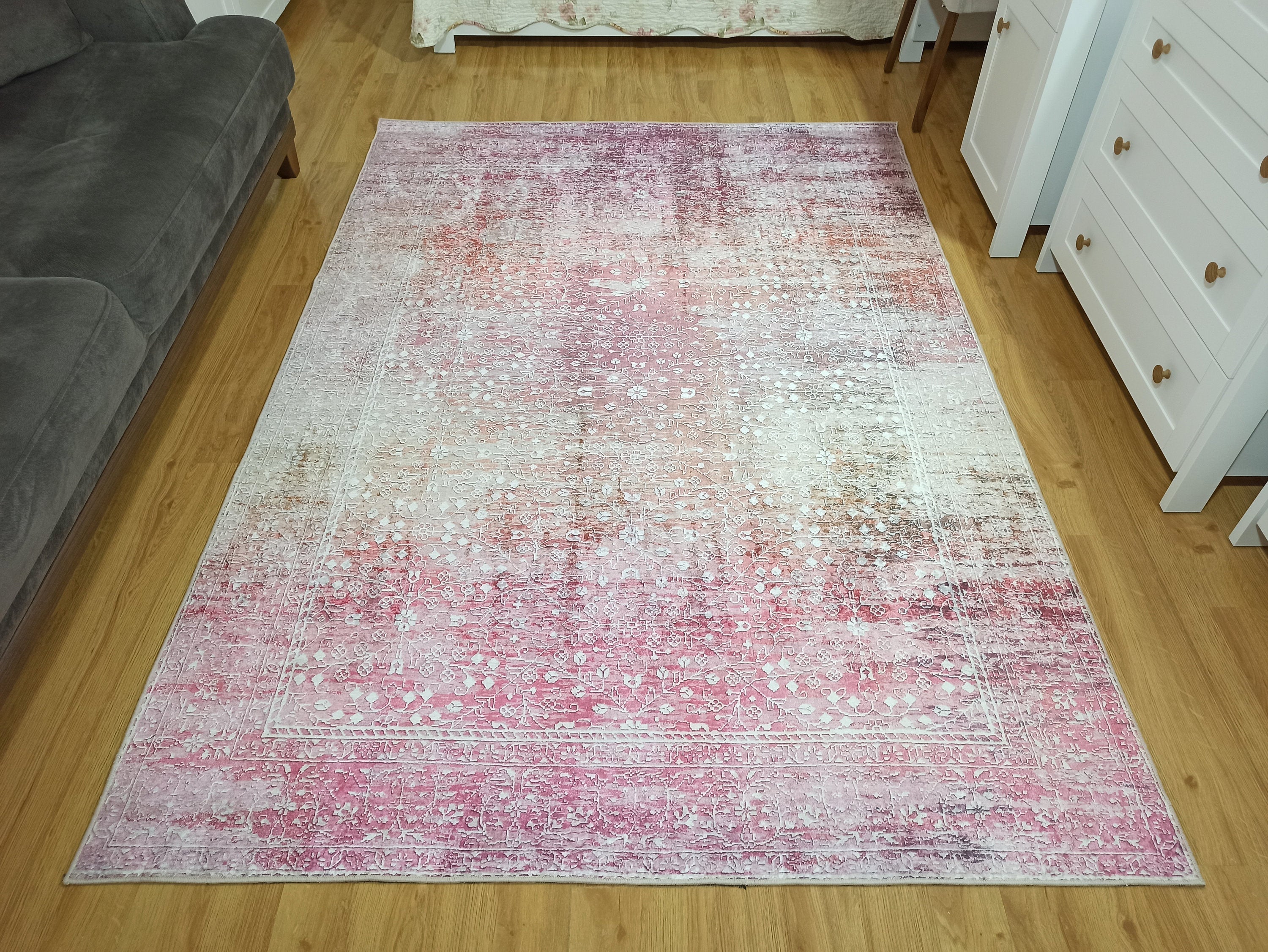 Gray Geometric Patterned Vintage Carpet - CLEARANCE - 12776OU