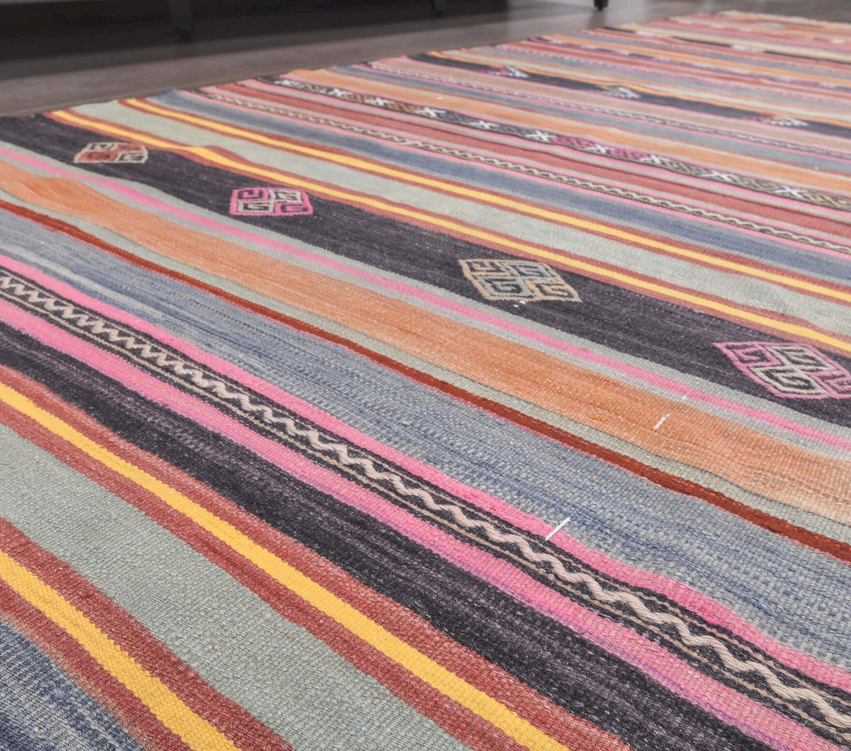 El yapımı vintage yolluk 117x325 cm düz desenli yün - kenar ve saçak detayı
