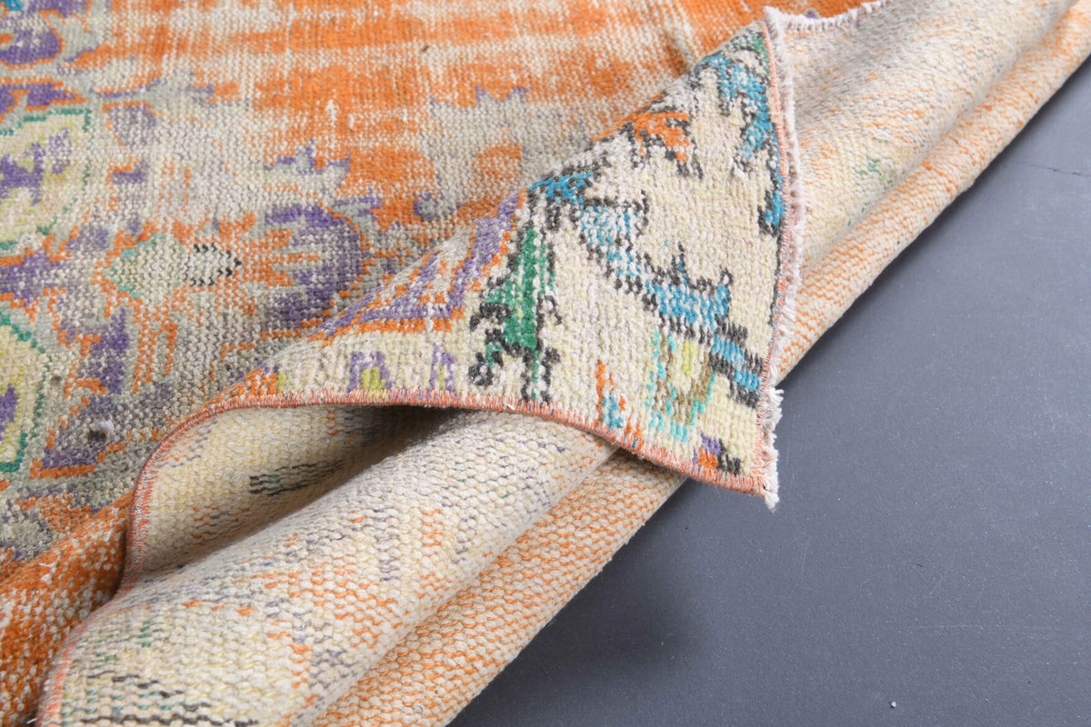 El yapımı vintage halı 91x122 cm oryantal desenli yün - açık alan görünümü