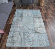 1970'lerden Anadolu kökenli üzeri boyalı patchwork vintage halı, 119x181 cm