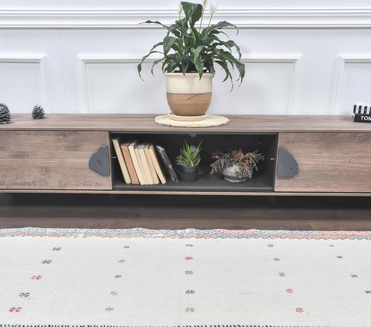 Tek parça el dokuma vintage kilim 126x190 cm (2,39 m²) – Pera Halı