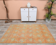 1970'lerden Anadolu kökenli ikat desenli el dokuma vintage halı, 134x207 cm