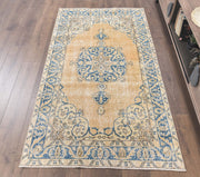 1970'lerden Anadolu kökenli oryantal desenli el dokuma vintage halı, 115x201 cm