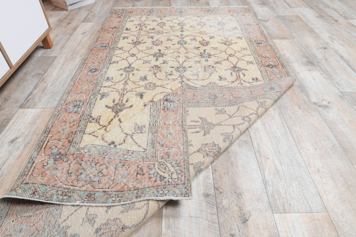 Vintage Floral Area Rug