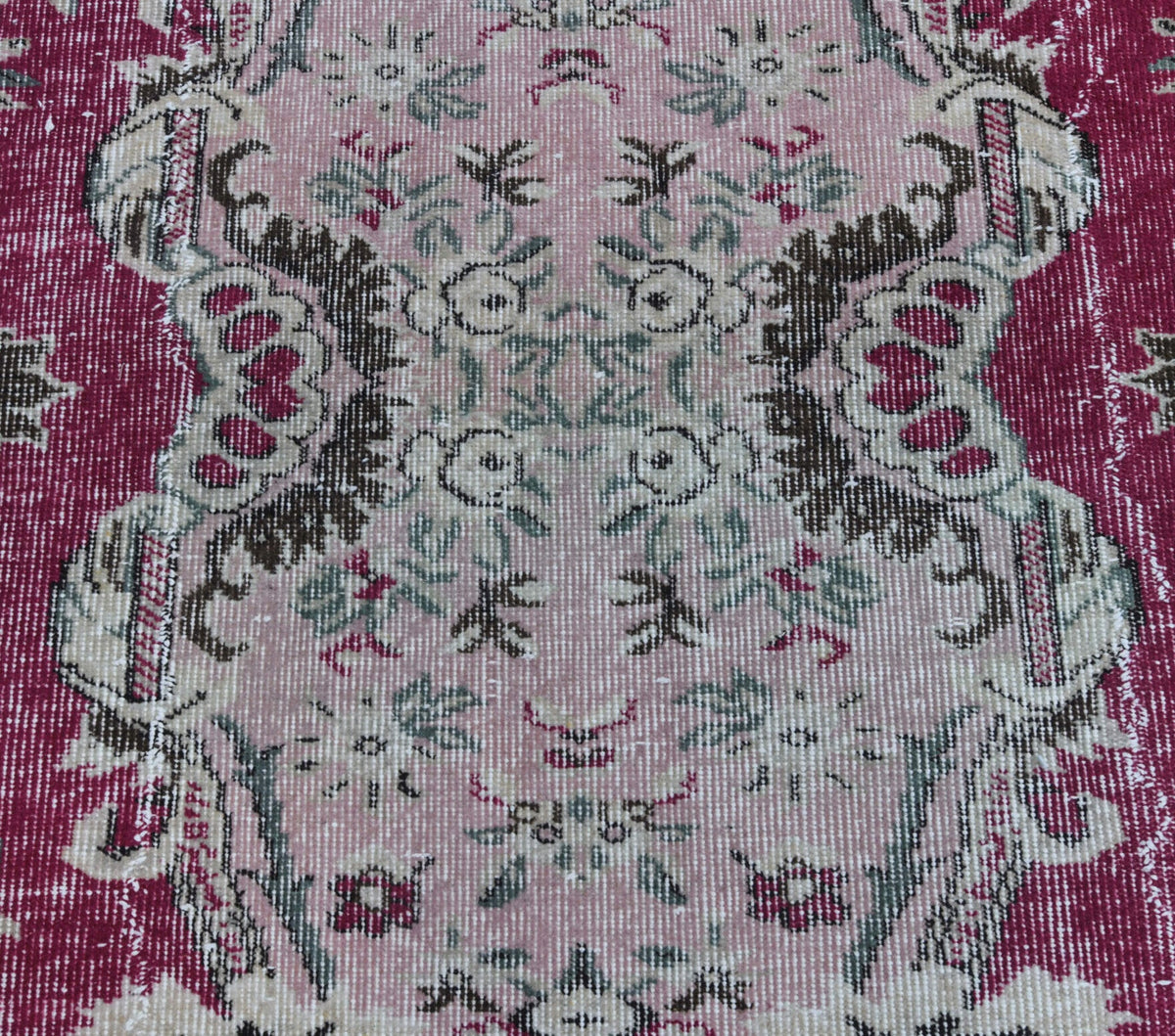 El yapımı vintage halı 91x213 cm çiçek desenli desenli yün - kenar ve saçak detayı