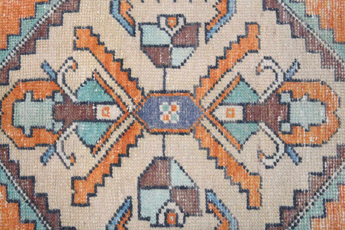 El yapımı vintage halı 117x249 cm oryantal desenli yün - kenar ve saçak detayı