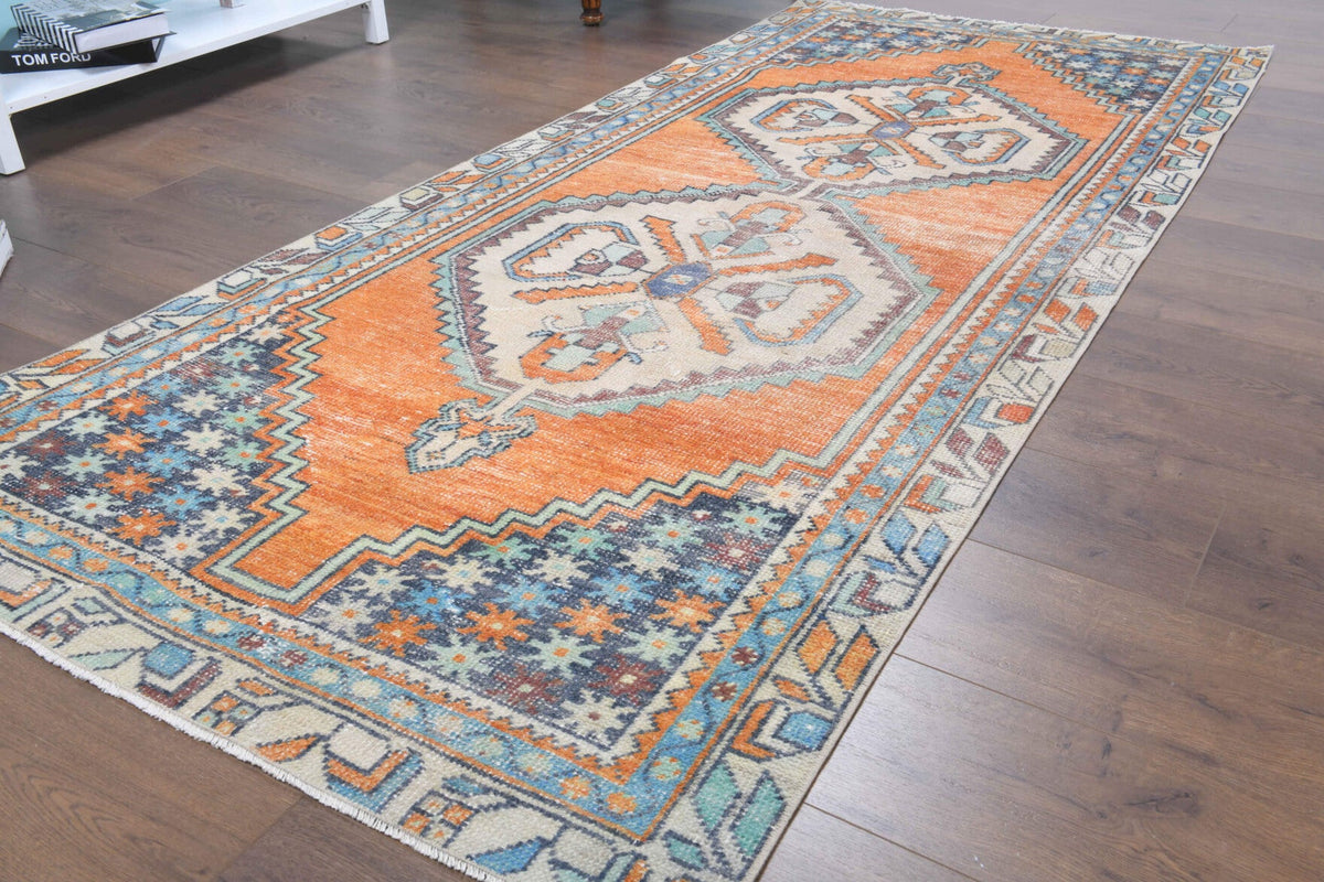 El yapımı vintage halı 117x249 cm oryantal desenli yün - farklı açıdan görünüm
