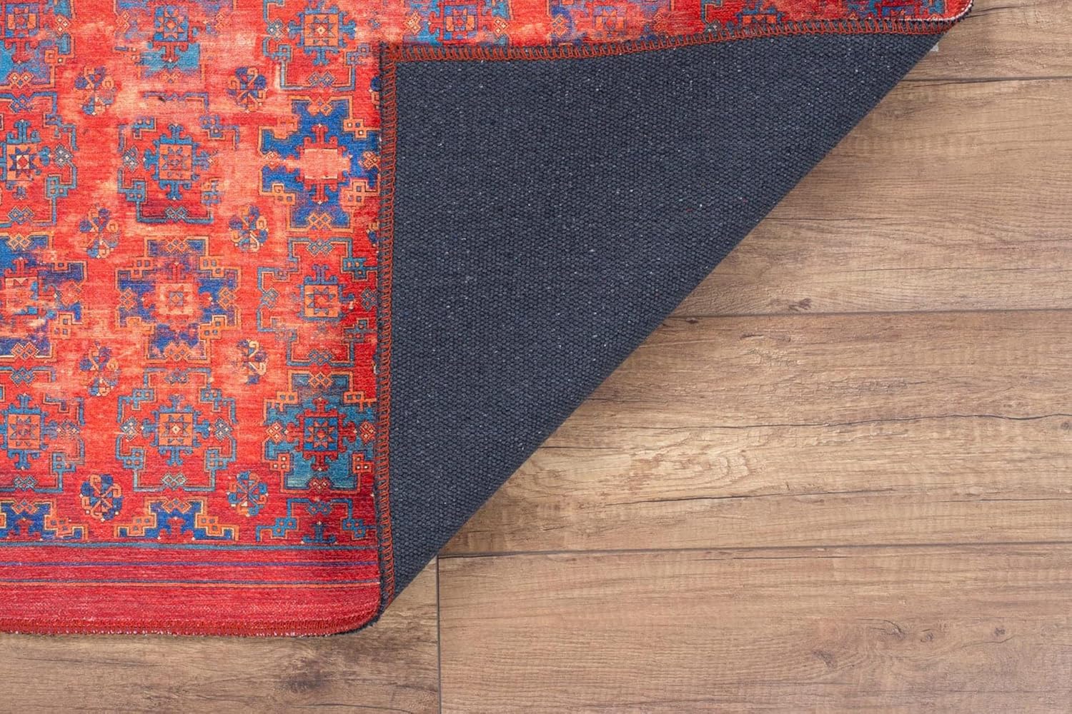 Kiremit ve Mavi Geometrik Desenli Vintage Halı