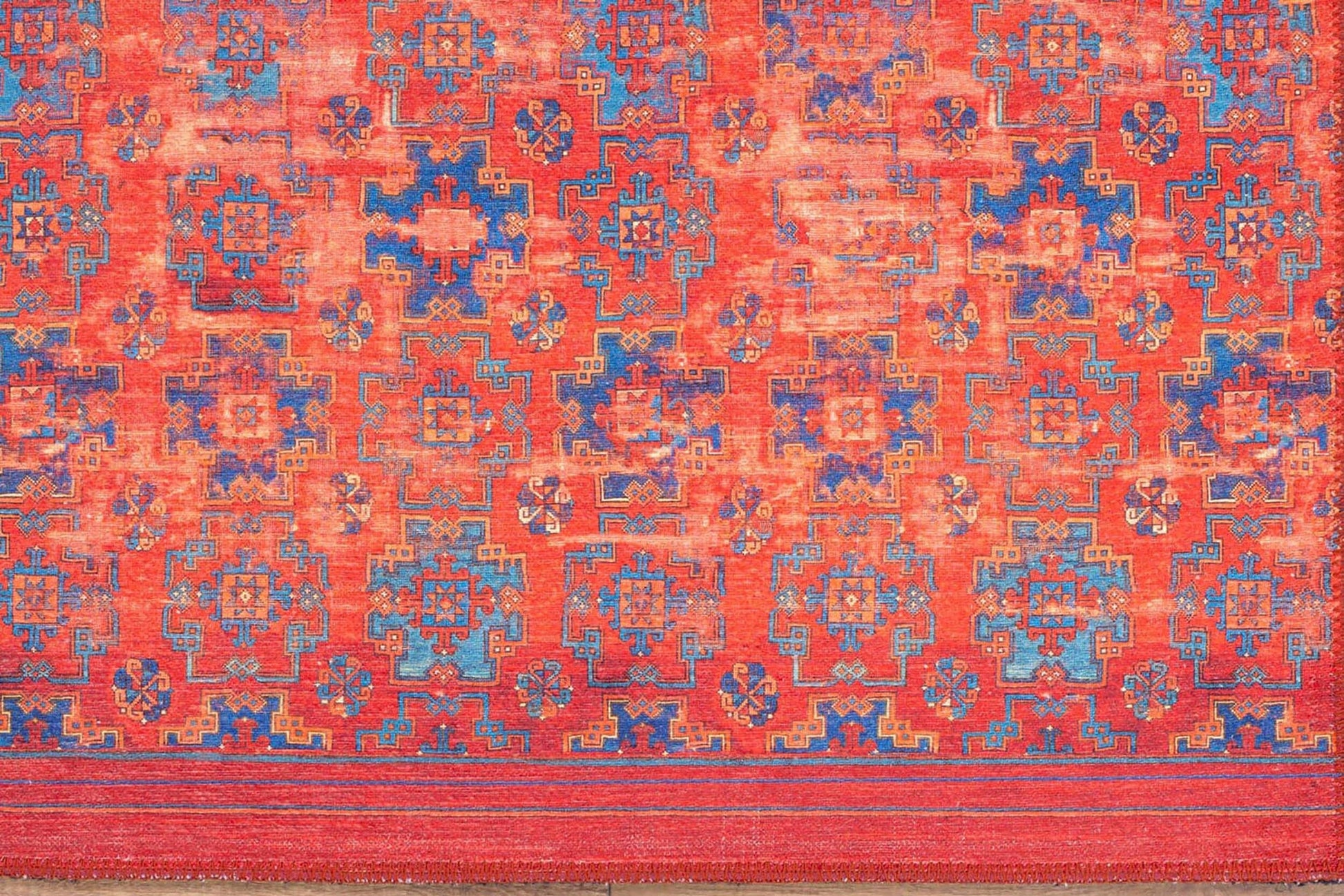 Kiremit ve Mavi Geometrik Desenli Vintage Halı