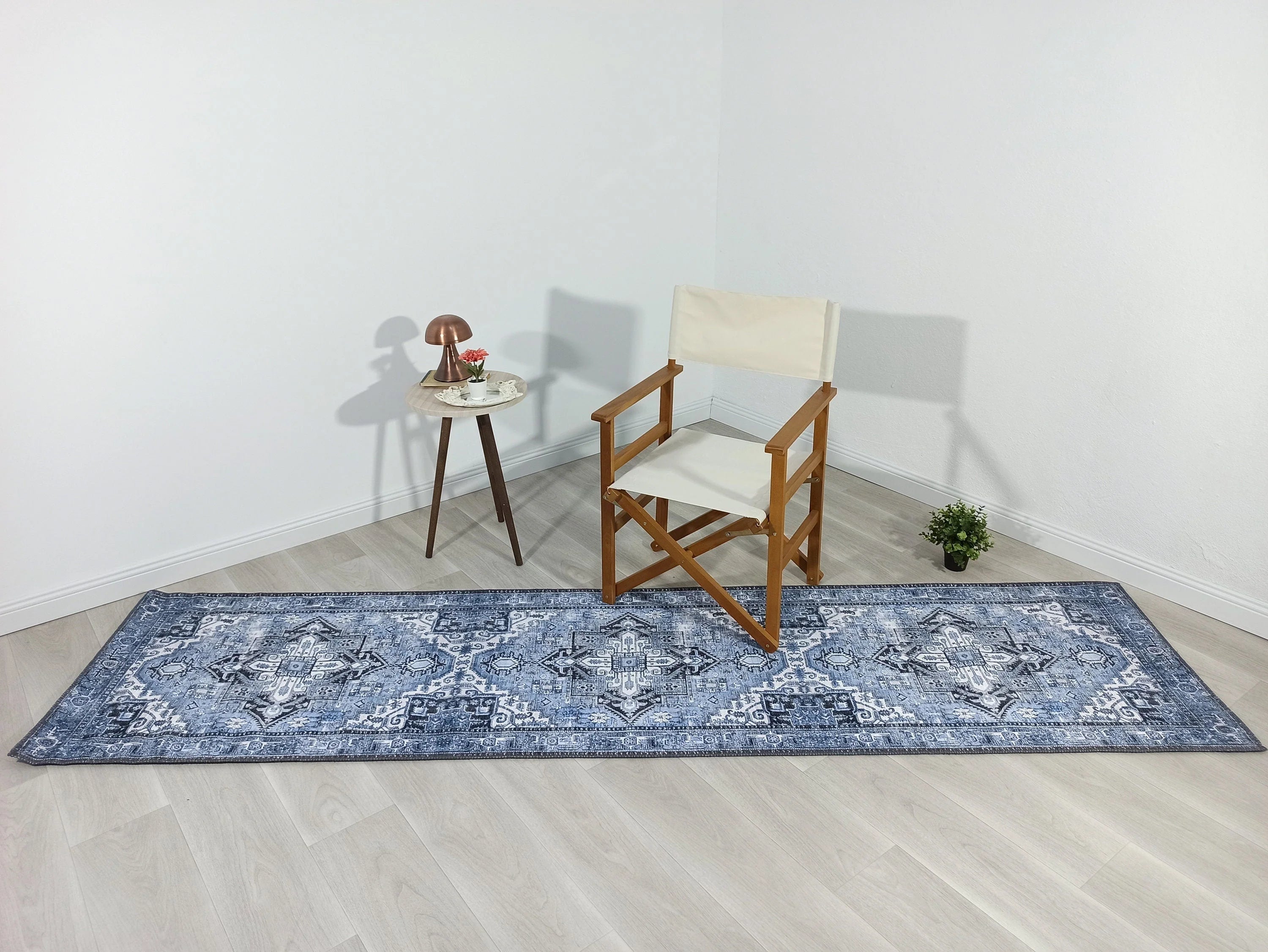 Gray Geometric Patterned Vintage Carpet