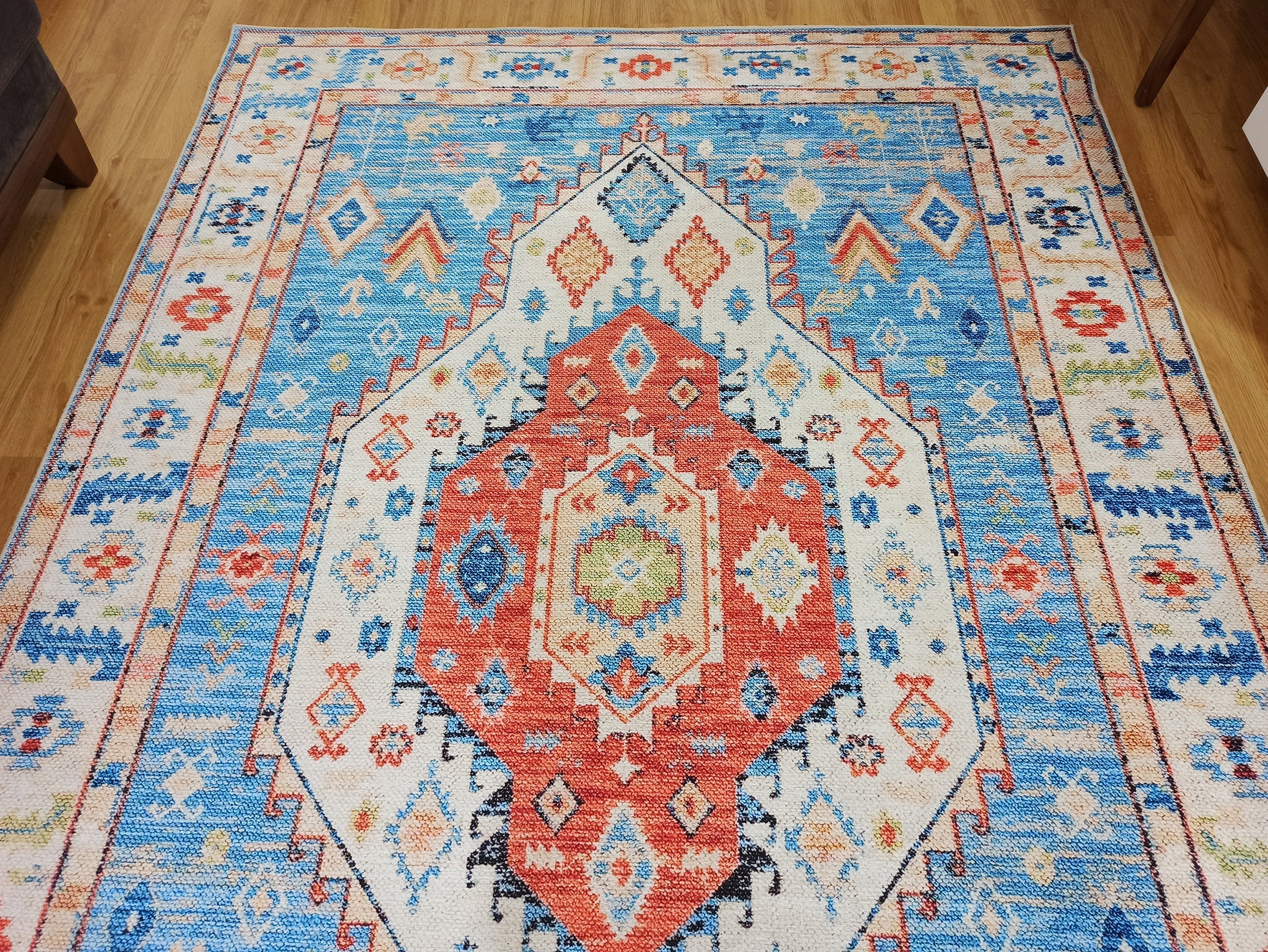 Etnik Geometrik Madalyonlu Açık Mavi ve Mercan Bohem Halı - OUTLET - 11448OU
