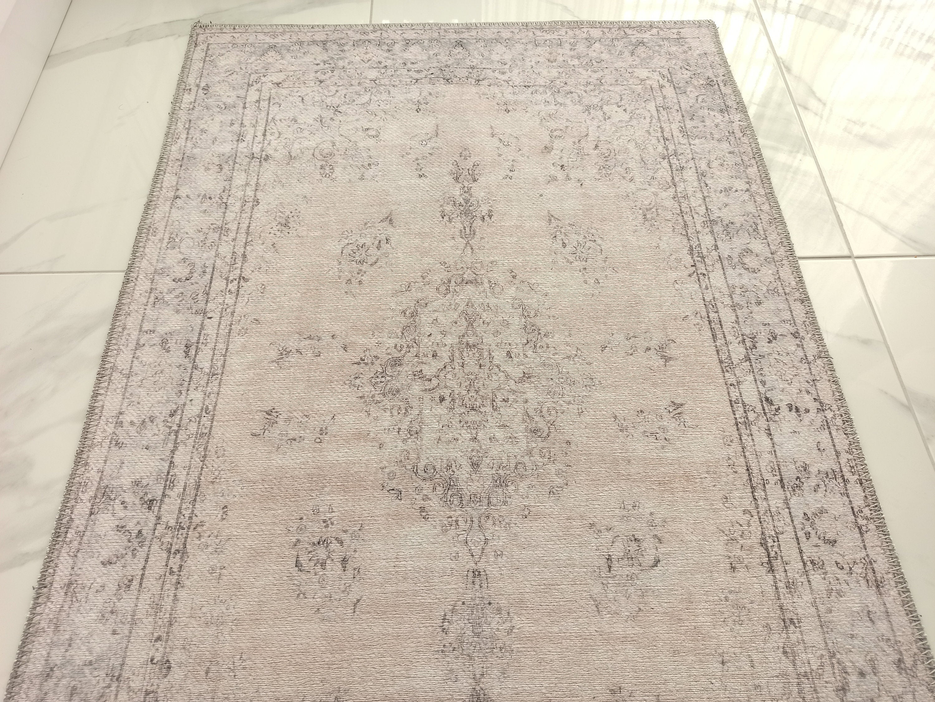 Gray Geometric Patterned Vintage Carpet - CLEARANCE - AL128OU
