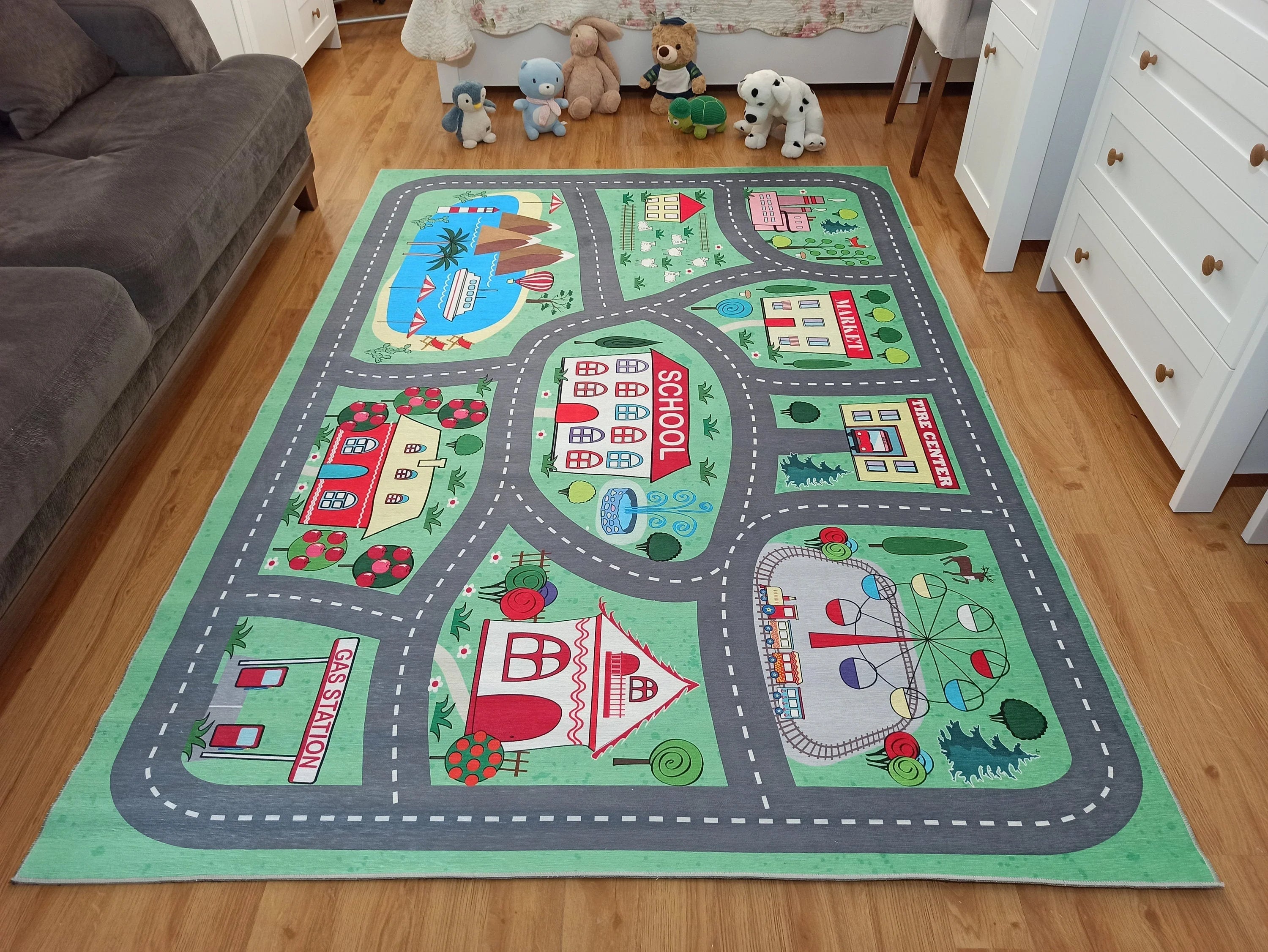 Gray Geometric Patterned Vintage Carpet - CLEARANCE - 12735OU