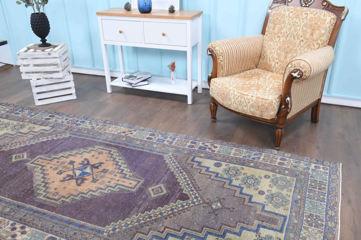 El yapımı vintage halı 150x330 cm oryantal desenli yün - kenar ve saçak detayı