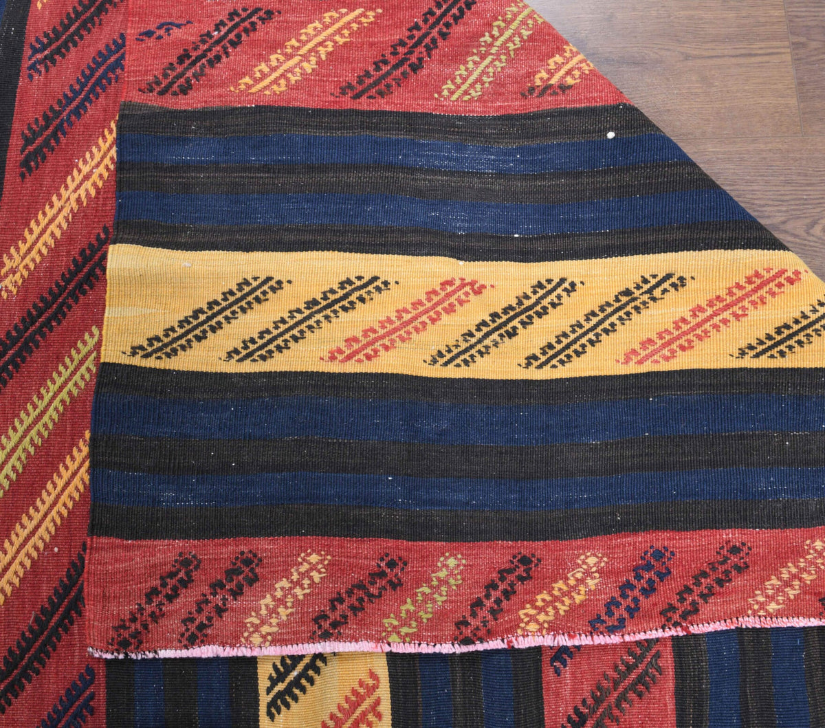 El yapımı vintage yolluk 137x447 cm kilim desenli yün - desen detayı