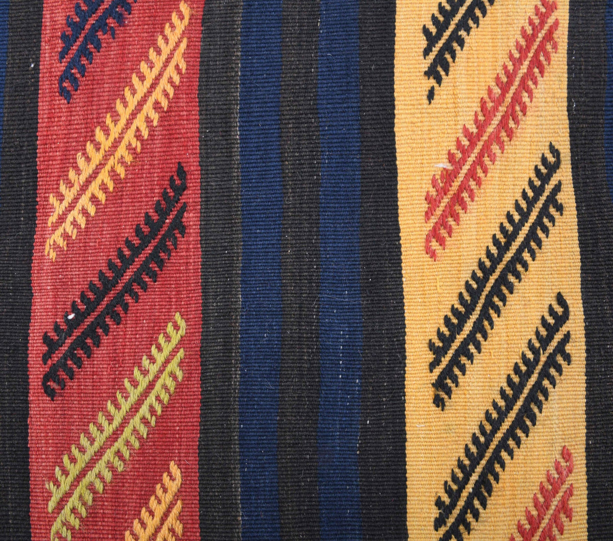 El yapımı vintage yolluk 137x447 cm kilim desenli yün - üstten görünüm
