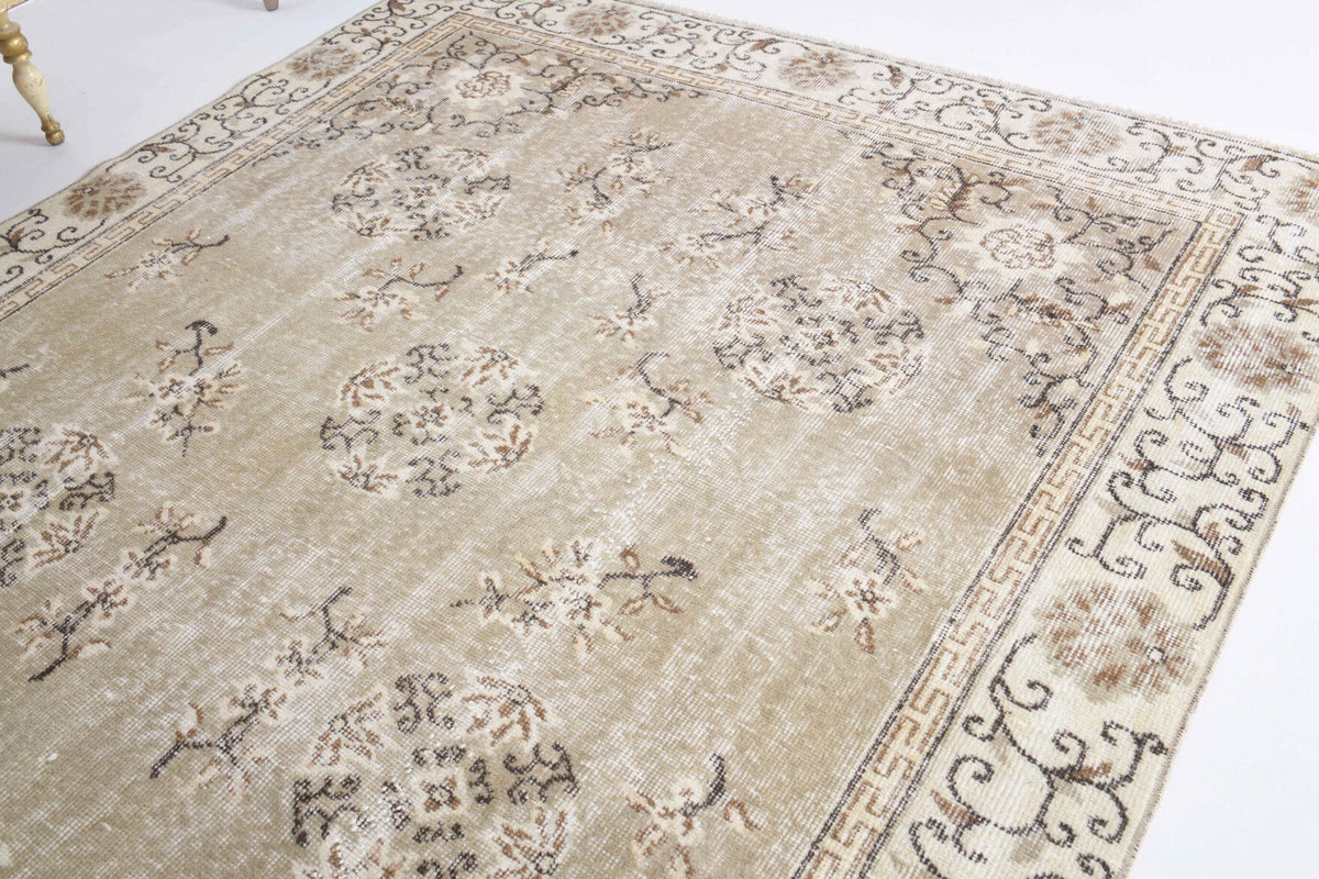 El yapımı vintage halı 157x257 cm çiçek desenli desenli yün - mekan görünümü