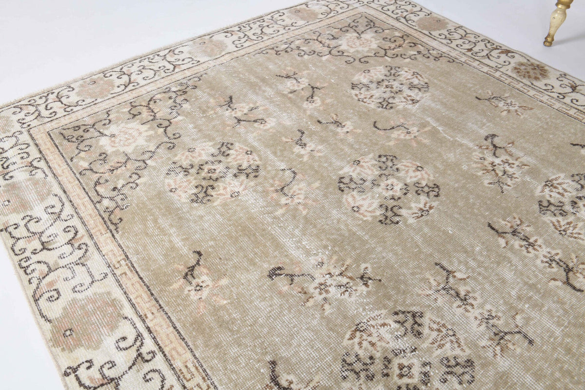 El yapımı vintage halı 157x257 cm çiçek desenli desenli yün - üstten görünüm