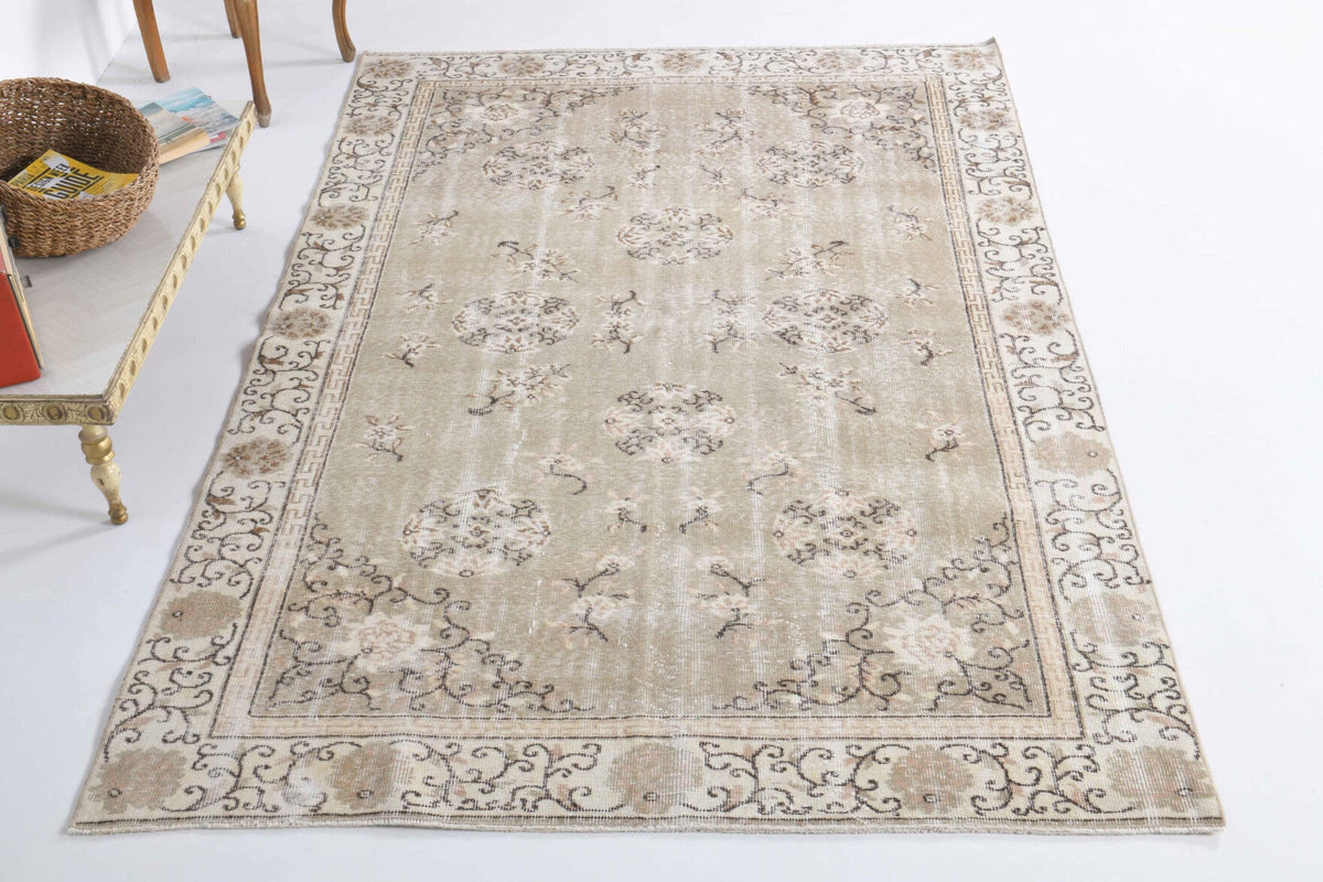 El yapımı vintage halı 157x257 cm çiçek desenli desenli yün - yakın çekim doku detayı