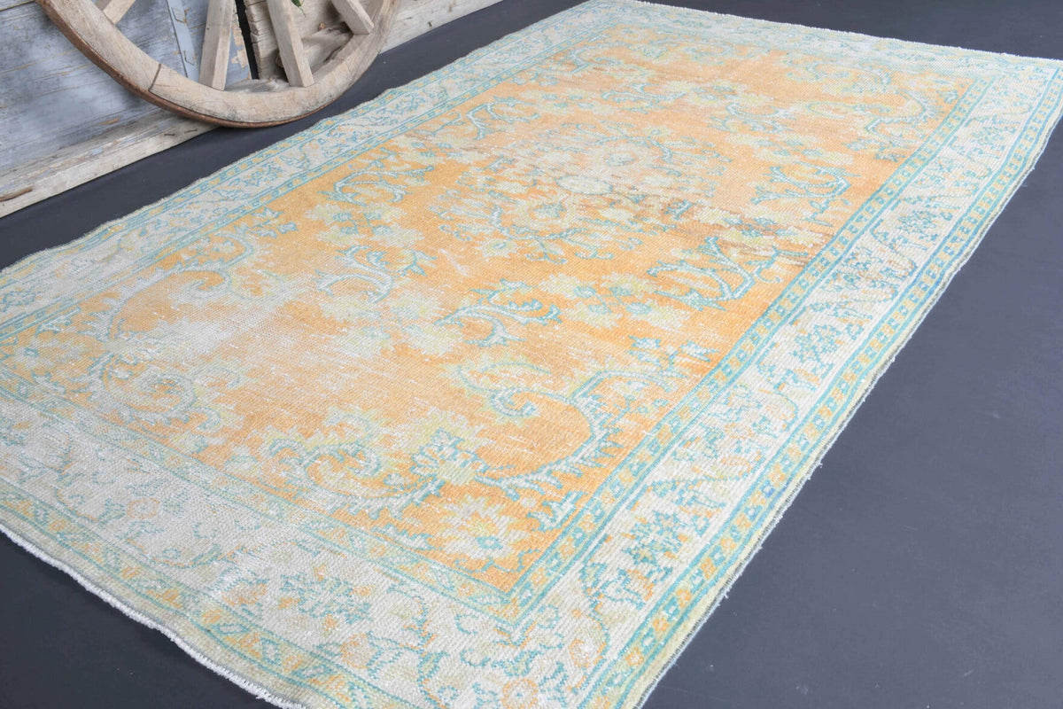El yapımı vintage halı 150x249 cm çiçek desenli desenli yün - yakın çekim doku detayı